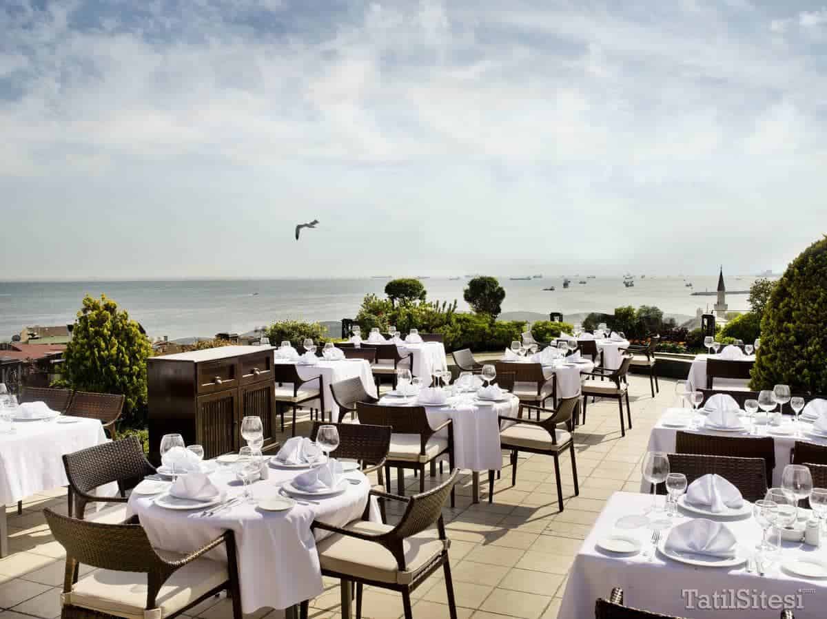 Eresin İstanbul Crown Hotel 